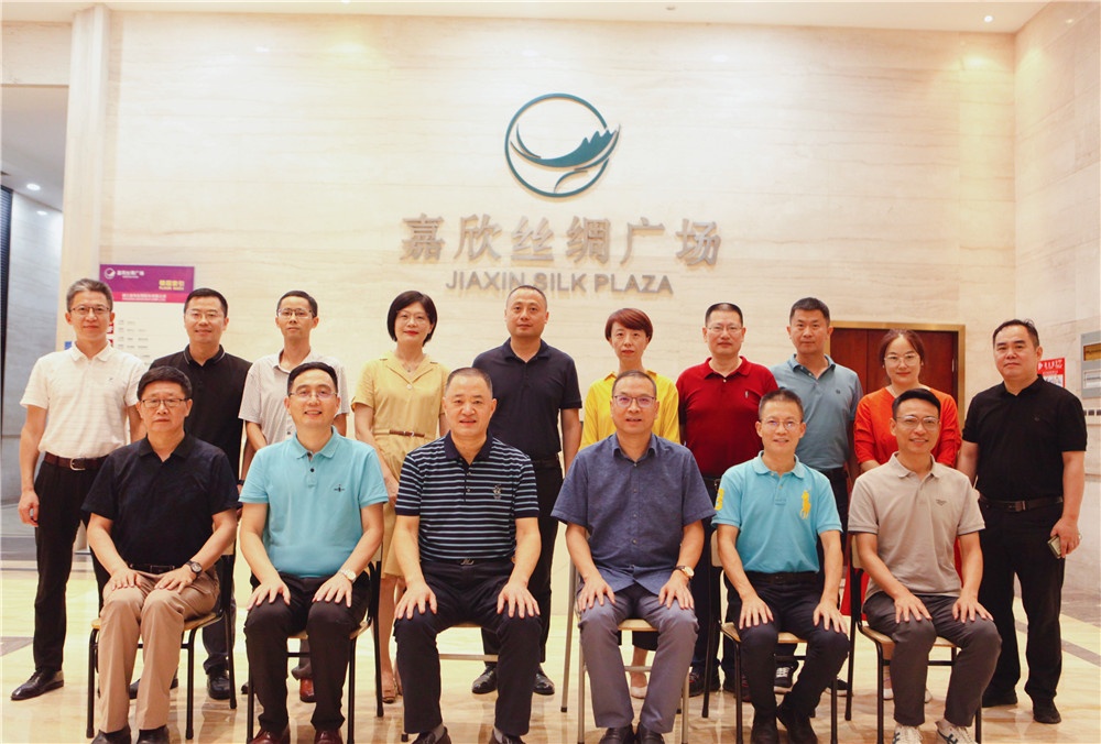 1672796547242813 1672796547242813