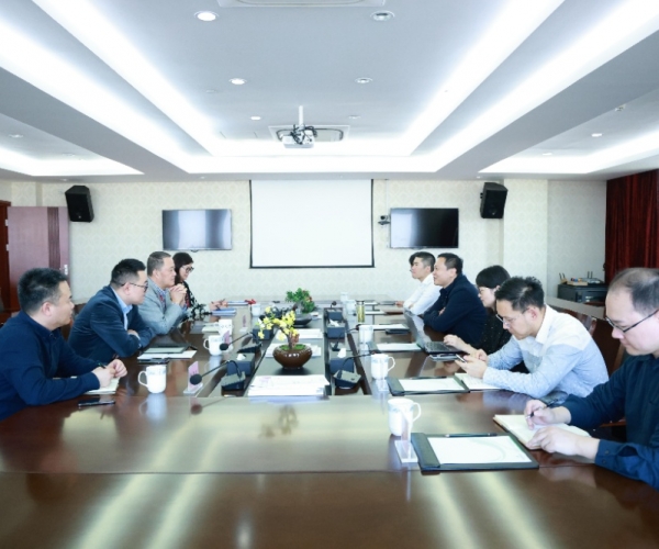 ���˾��ü�����������ί��Ǯ�۸������ʶ�����